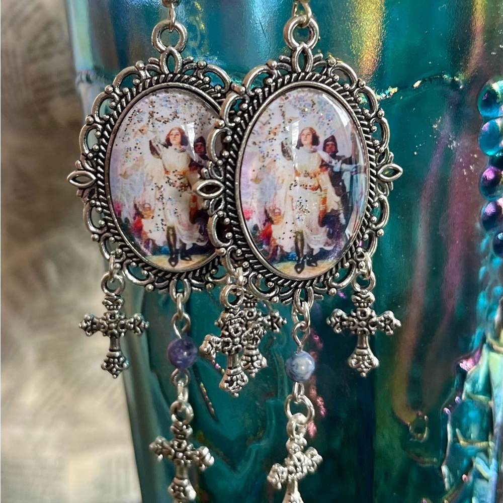 Joan of Arc Vintage Style Earrings Art Cameo Earrings - Picture 4 of 17